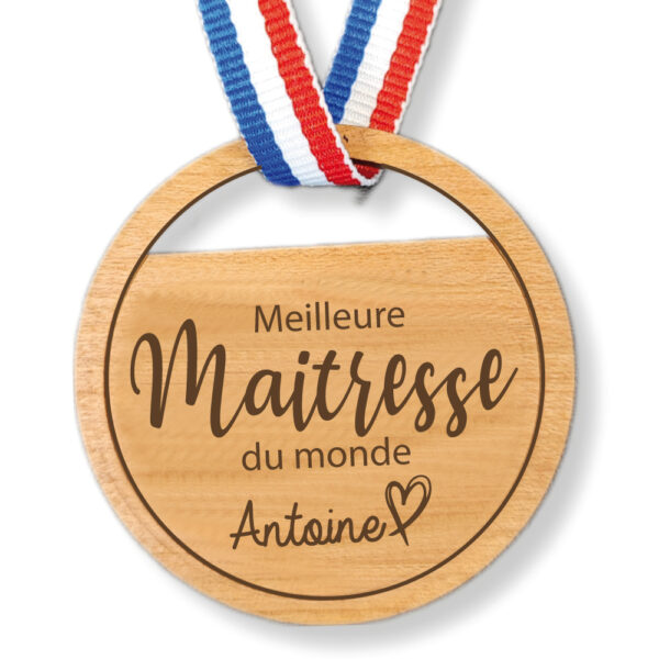 Médaille en bois "Meilleure Maitresse"