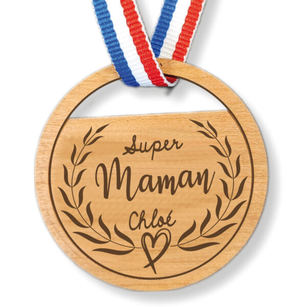 Médaille en bois "Super Maman"